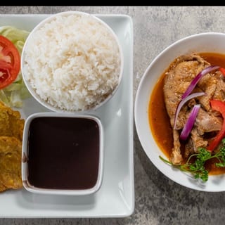 Stew Hen Chicken (Poule Dee) (Large)